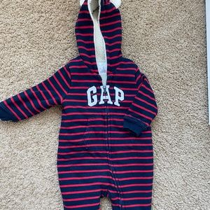 Baby gap Sherpa snowsuit